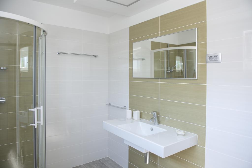 Villa Danex Premium อูมัค ภายนอก รูปภาพ