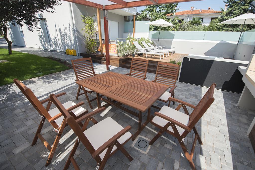 Villa Danex Premium อูมัค ภายนอก รูปภาพ